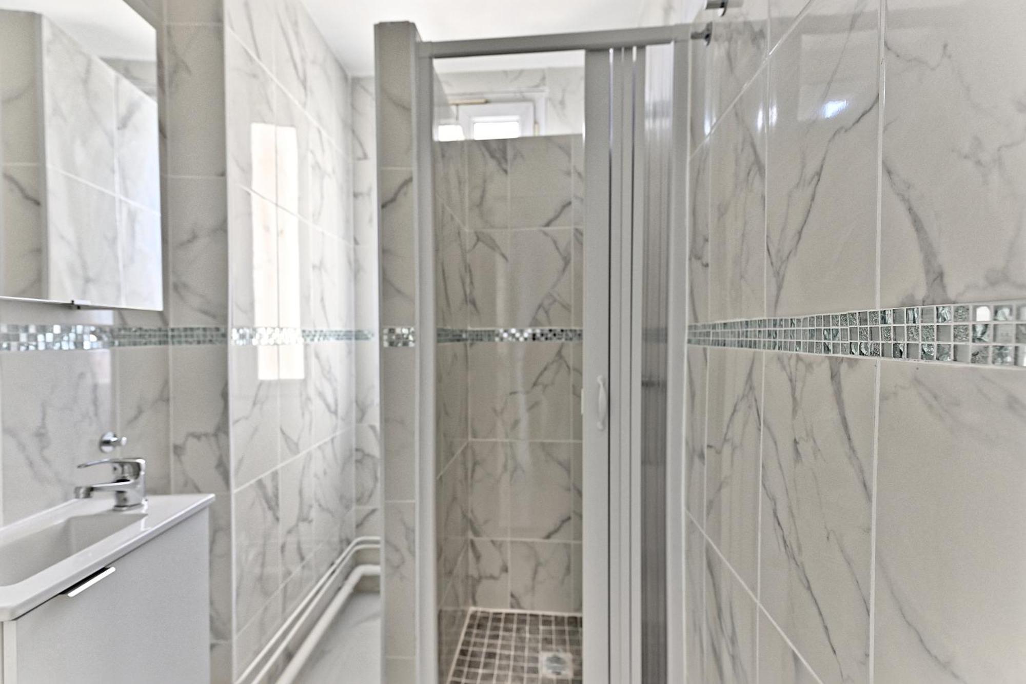 Appartement Paisible Et Moderne - Gagny Kültér fotó