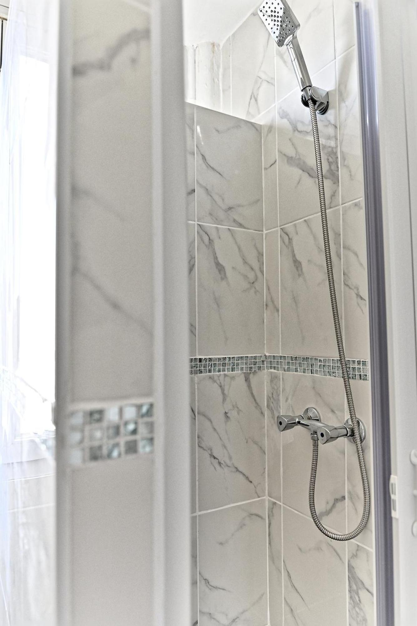 Appartement Paisible Et Moderne - Gagny Kültér fotó