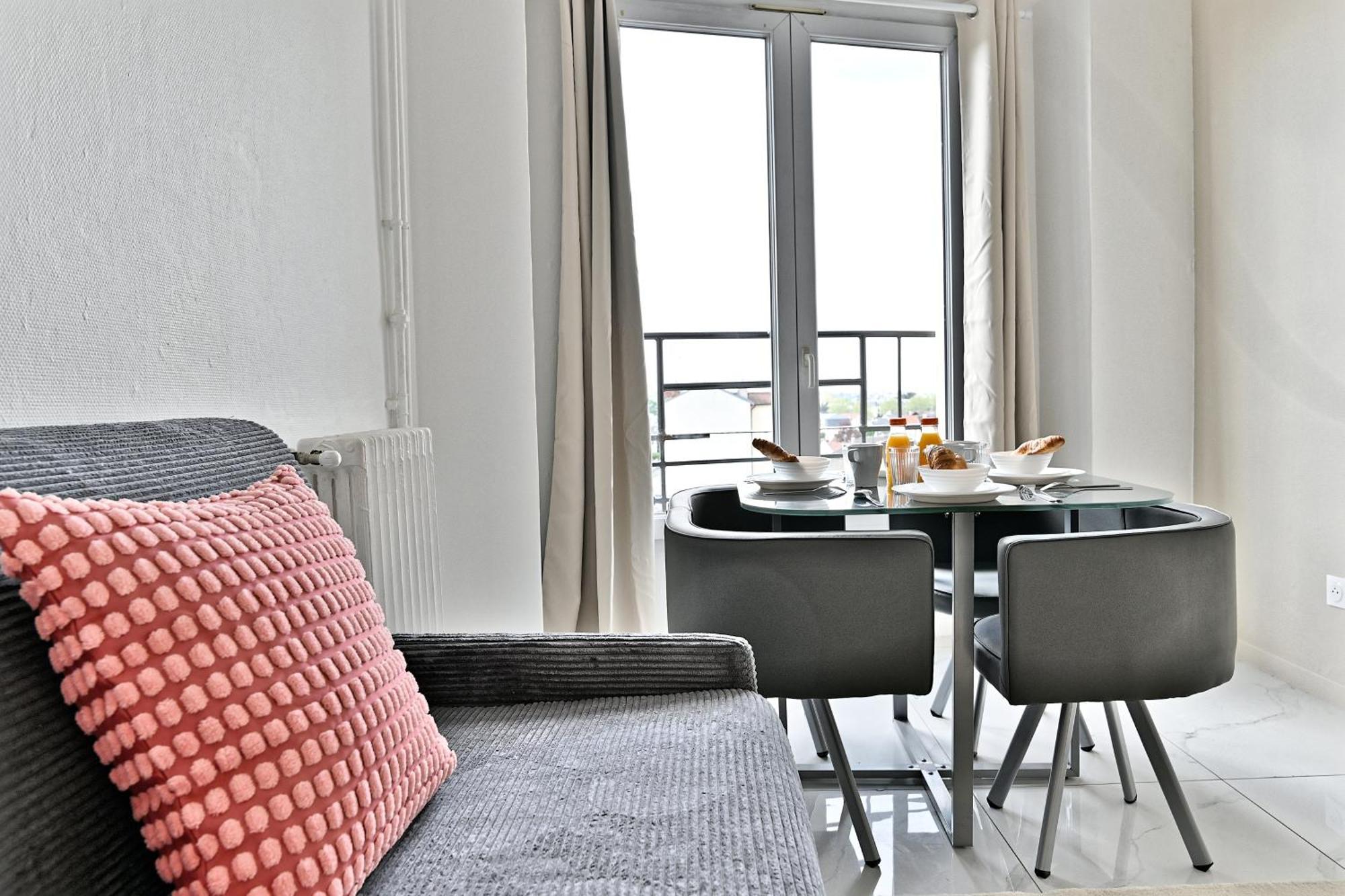 Appartement Paisible Et Moderne - Gagny Kültér fotó