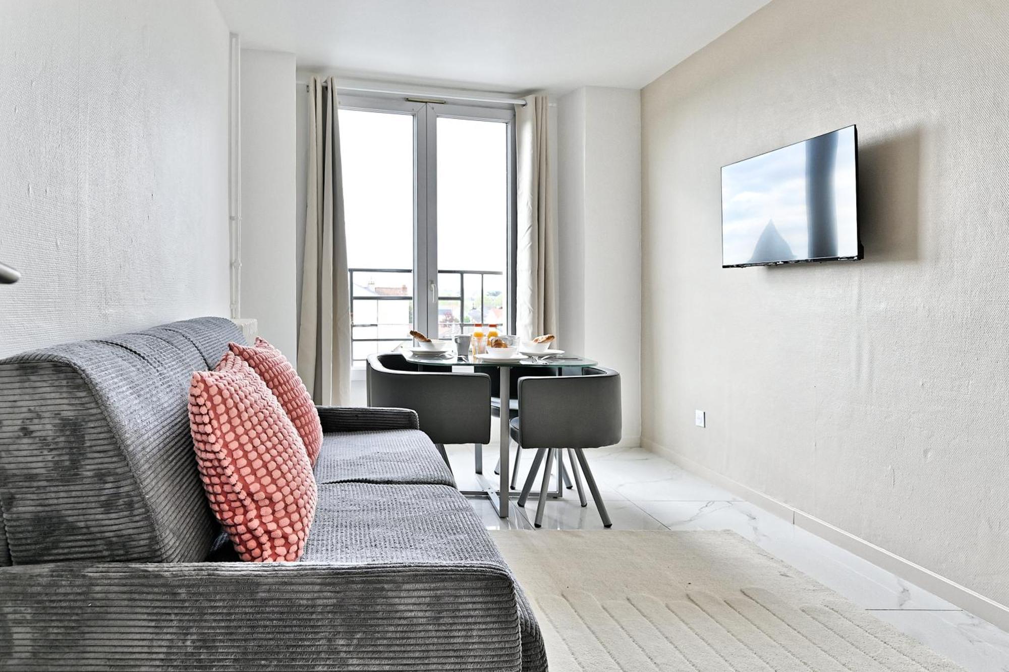 Appartement Paisible Et Moderne - Gagny Kültér fotó
